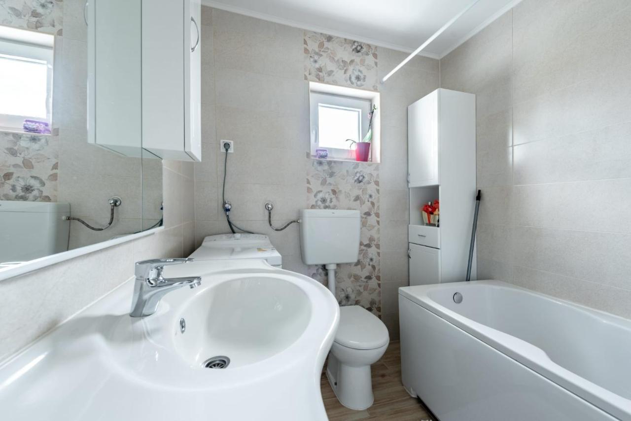 Apartman Tea Valpovo Екстериор снимка